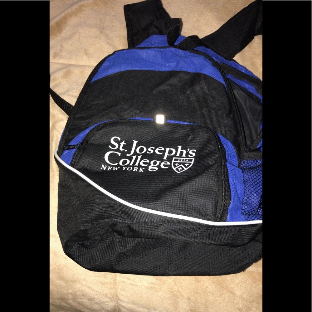 Simple & lightweight backpack